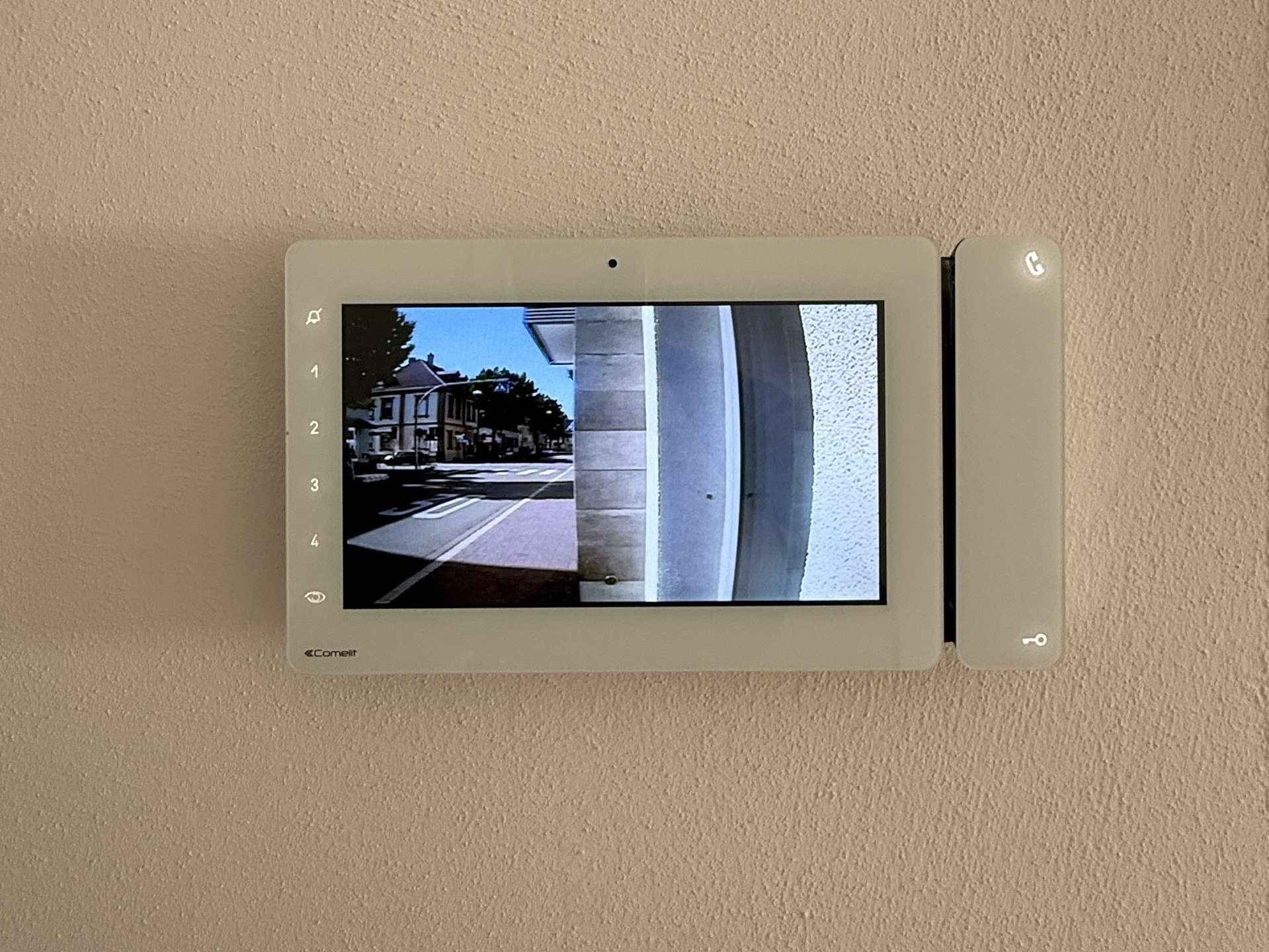 Klingelanlage mit Farbdisplay