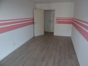 2. März 2018 Wohnung 55, 4 Zimmer mit neuem Laminat002